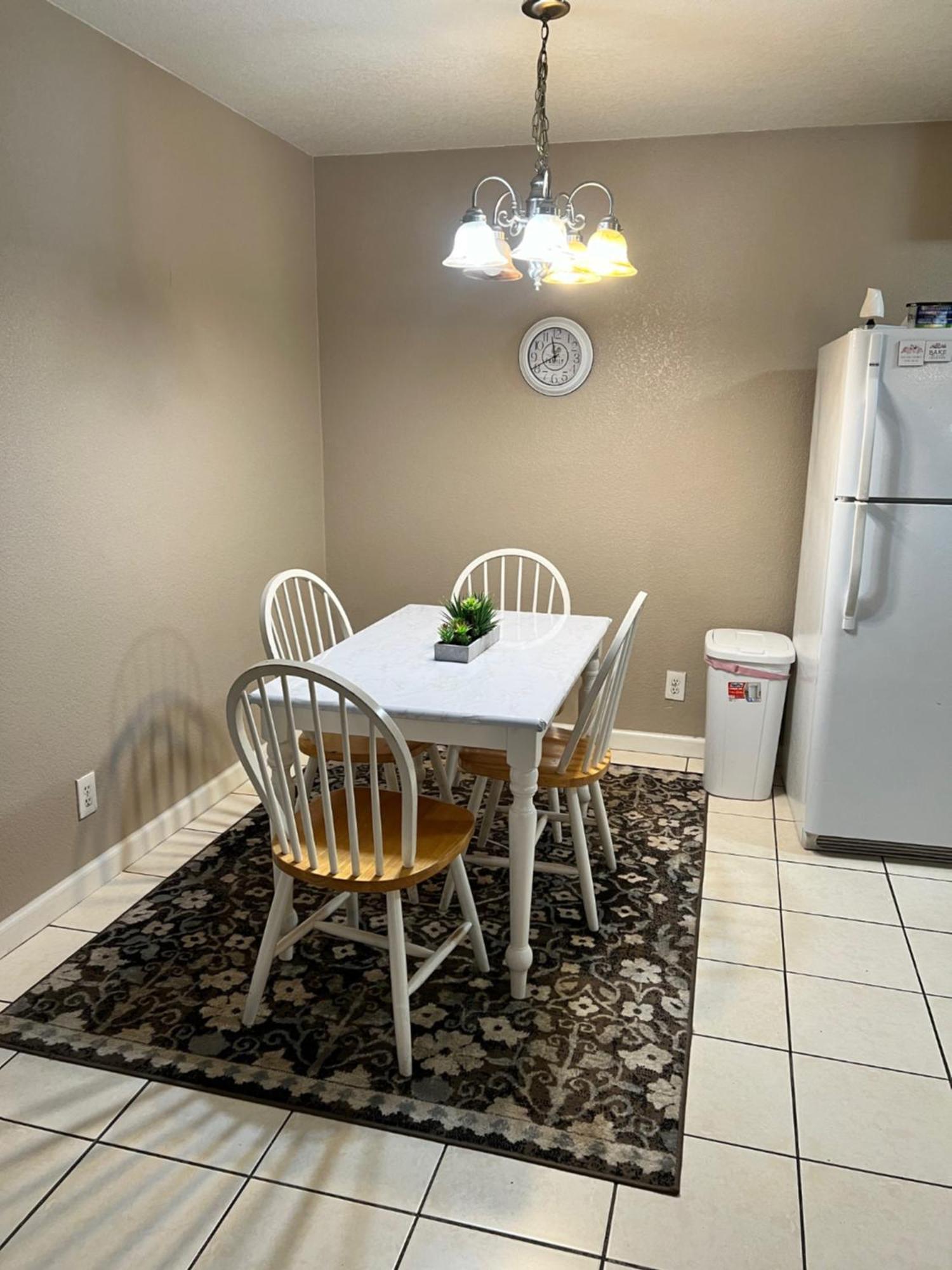 Quiet 1Bed,1Bath Condo With Free Parking Fresno Eksteriør billede